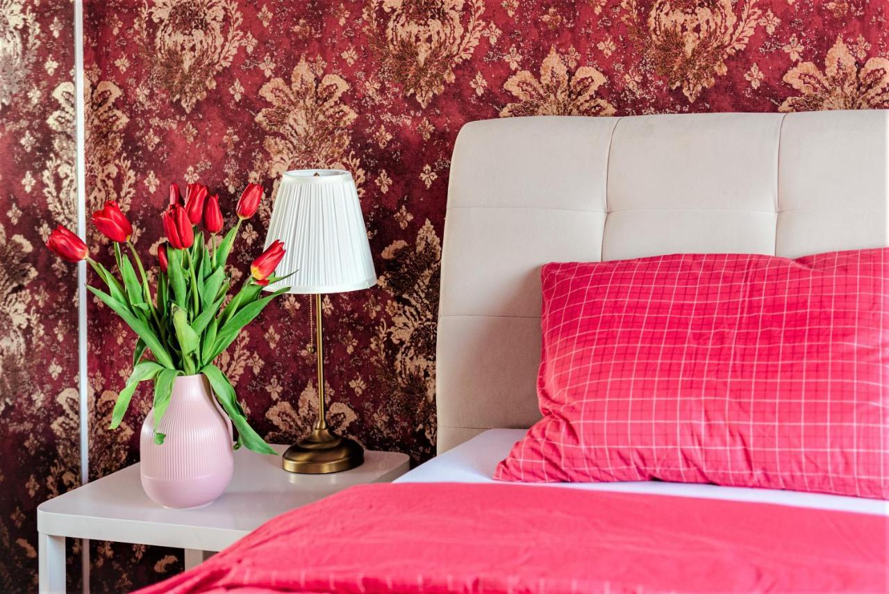 Parliament Marriott Unirii Square 5 Bedrooms Luxury Apartment Old Town Bucharest Exterior photo