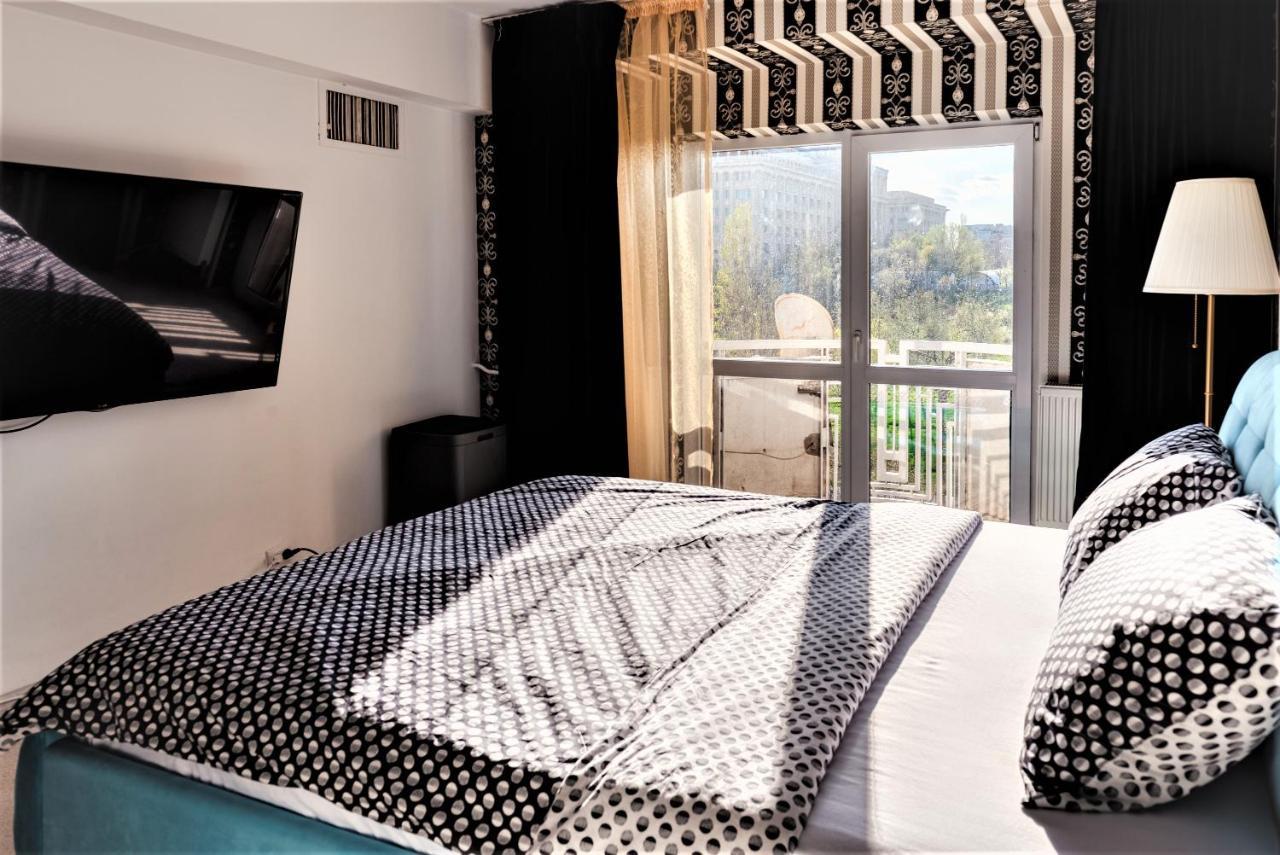 Parliament Marriott Unirii Square 5 Bedrooms Luxury Apartment Old Town Bucharest Exterior photo